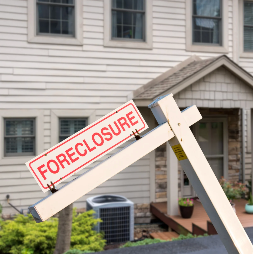 Foreclosure on the Horizon? Here’s How a Creative Sale Can Save You